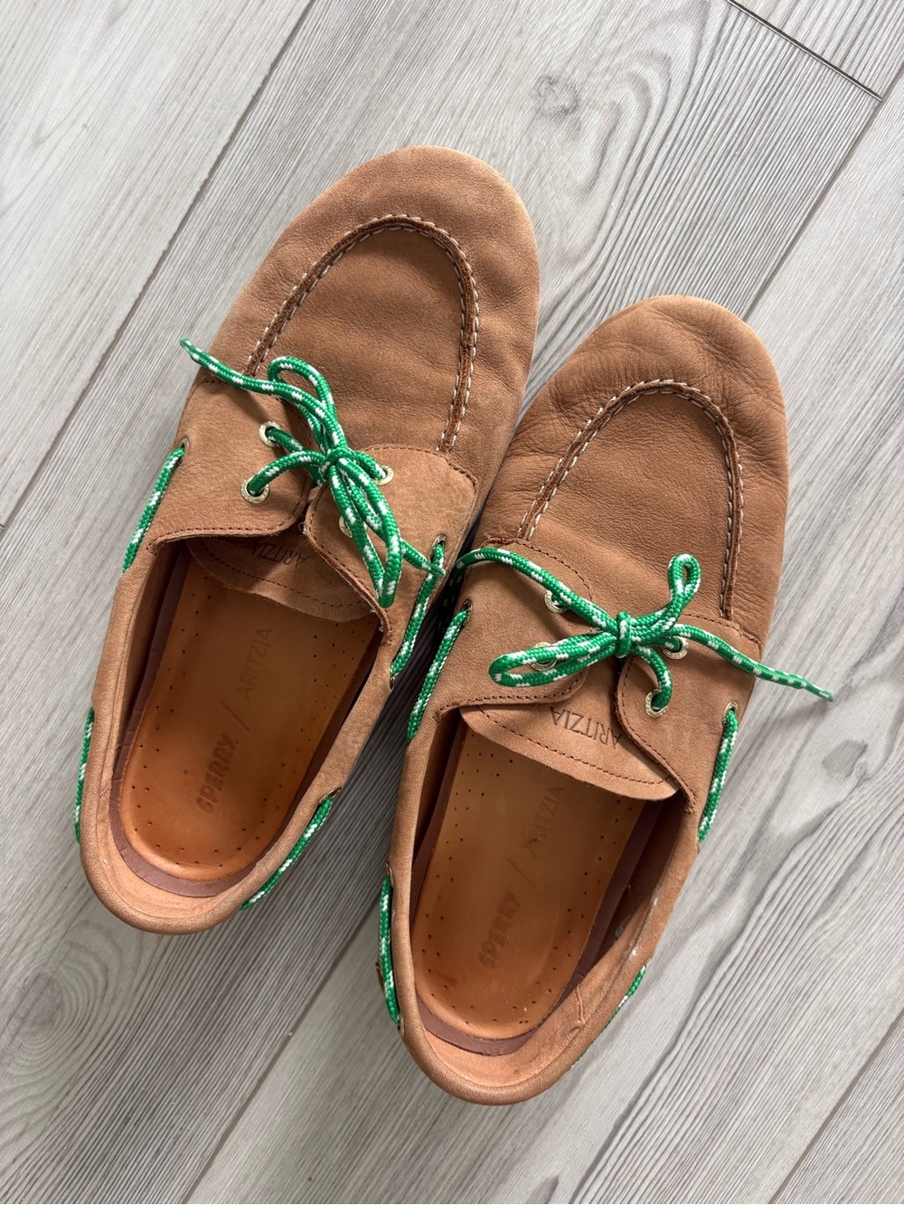 Sperry x Aritzia Slim Boat Shoe - Nubuck Leather, 9.5 - Picture 2 of 4